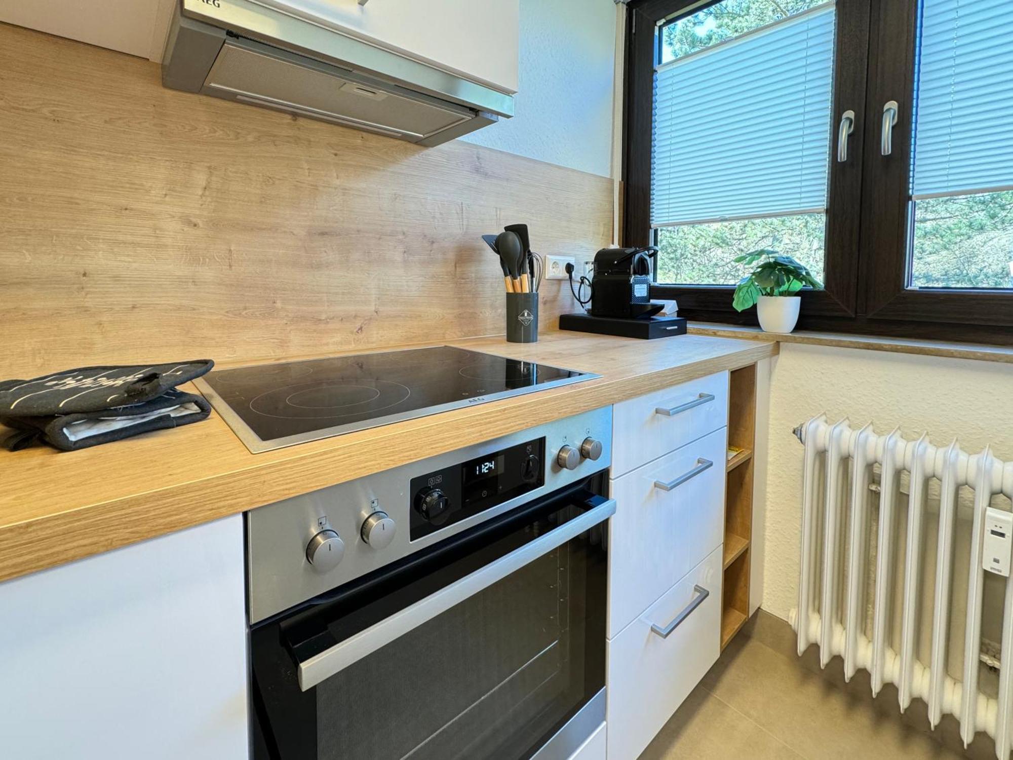 3 Zimmer Apartment, 90 Qm, Ruhig Und Zentrumsnah, Max 6 Pers, 15 Qm Balkon , Private Garage, Internet 1000 Mbit Зинделфинген Екстериор снимка