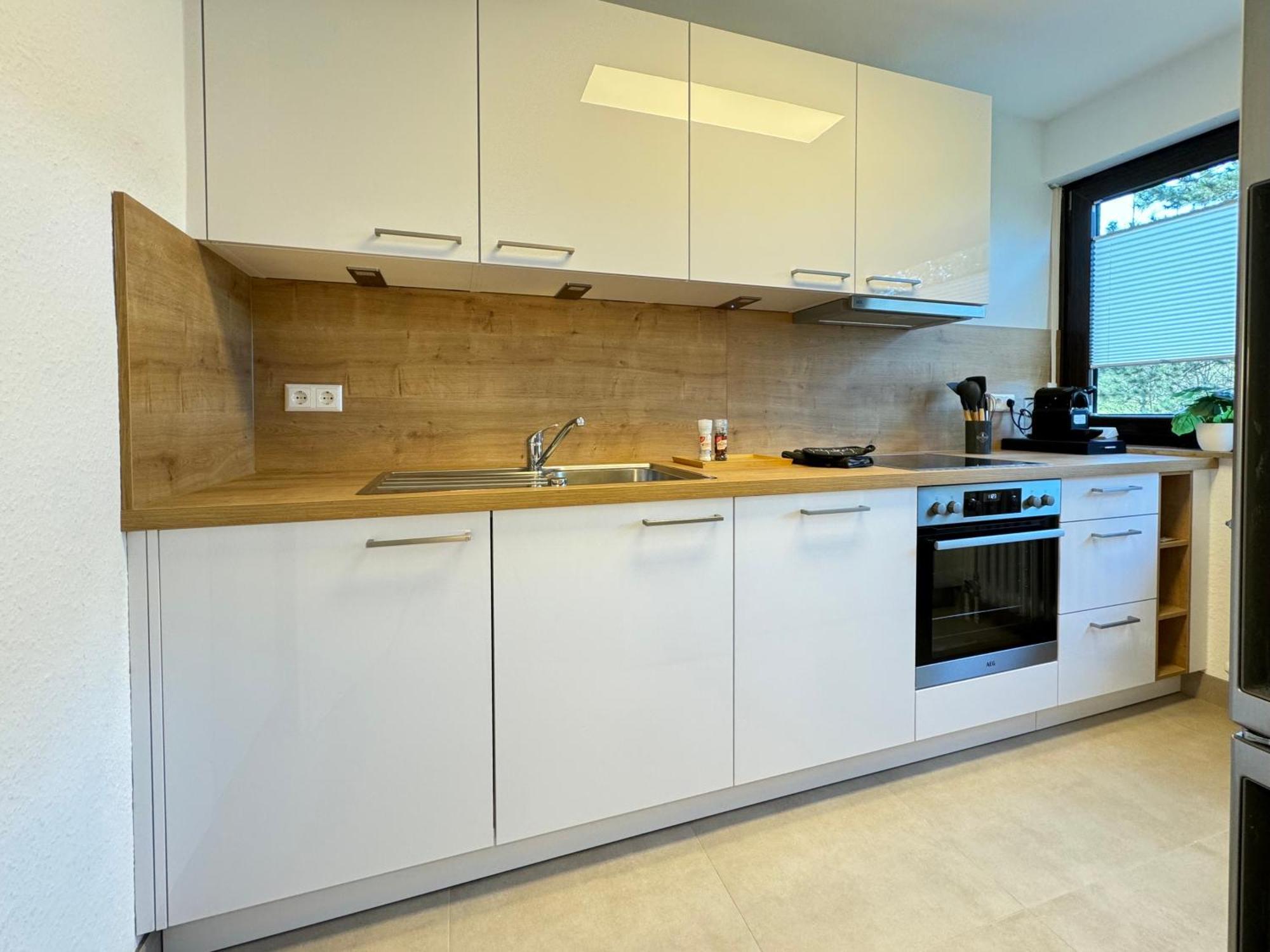 3 Zimmer Apartment, 90 Qm, Ruhig Und Zentrumsnah, Max 6 Pers, 15 Qm Balkon , Private Garage, Internet 1000 Mbit Зинделфинген Екстериор снимка