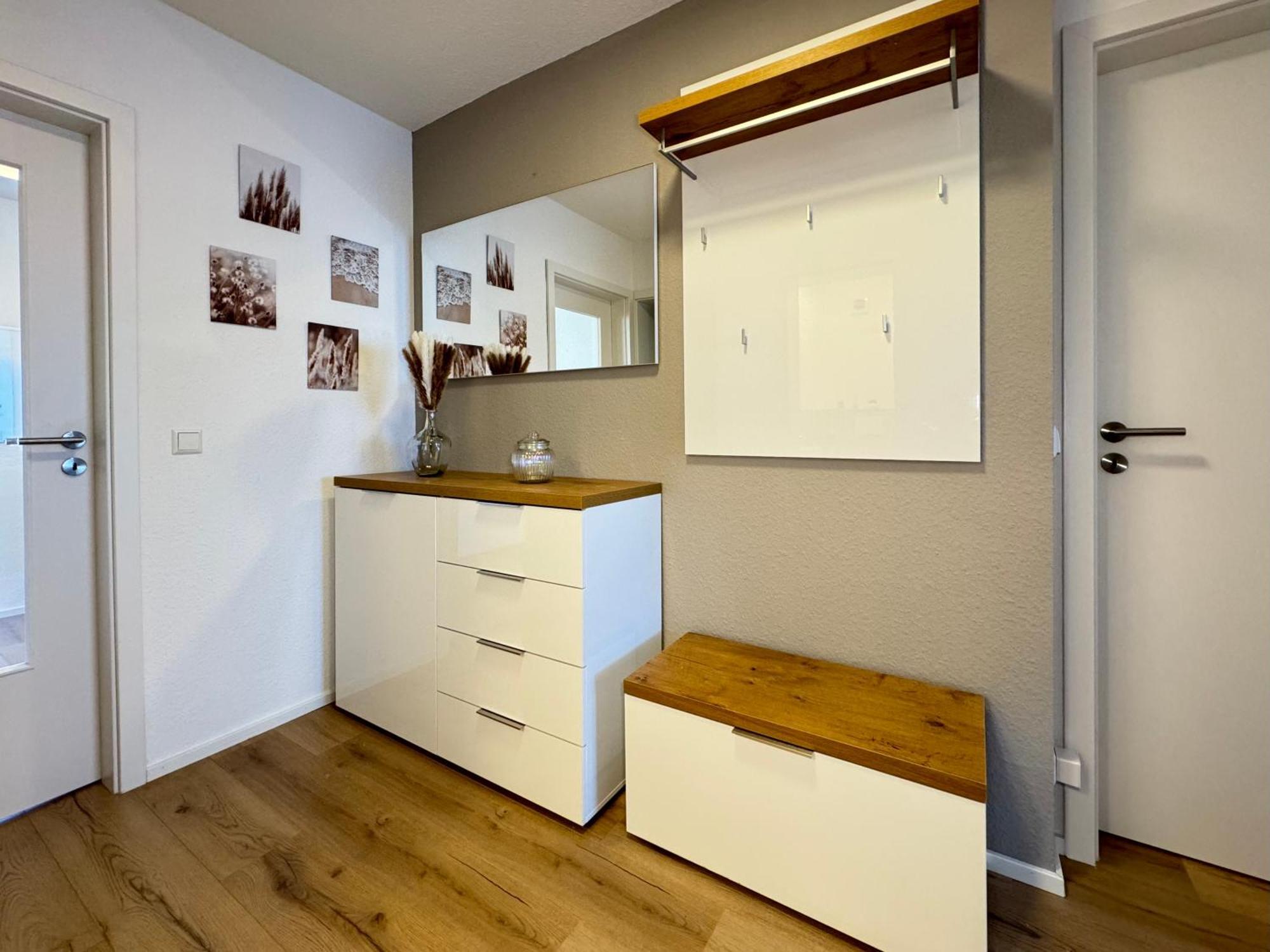 3 Zimmer Apartment, 90 Qm, Ruhig Und Zentrumsnah, Max 6 Pers, 15 Qm Balkon , Private Garage, Internet 1000 Mbit Зинделфинген Екстериор снимка